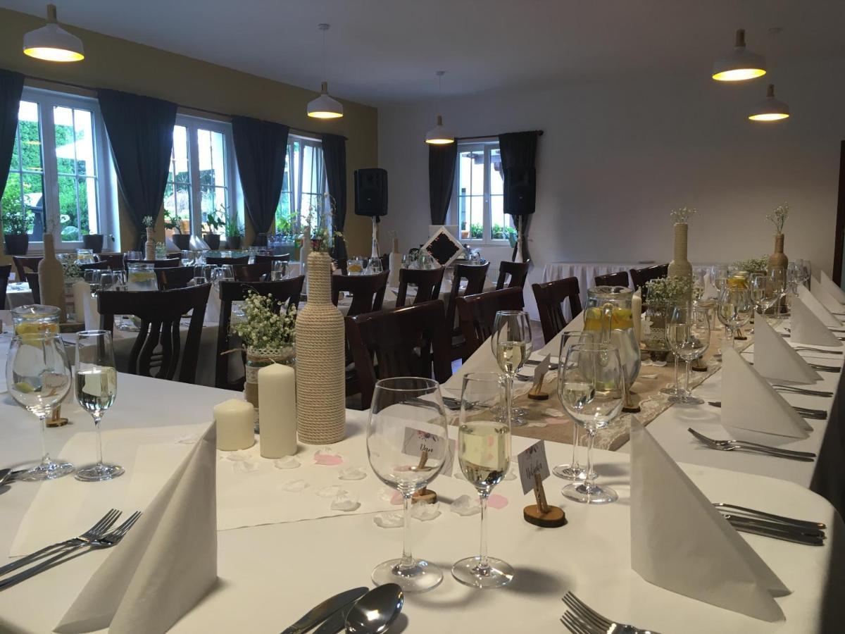 Valnovka Wellness Hotel Kamenice 外观 照片